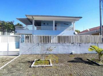 Casa · 279m² · 4 Quartos · 3 Vagas · Sobrado à venda com piscina a uma quadra do mar em Pontal do Paraná