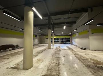 447ee3afd2706f62d43c98a3106e0f3c9c5b0058 · Salão para alugar, 700 m² por R$ 49.999,99/mês - Parque Renato Maia - Guarulhos/SP