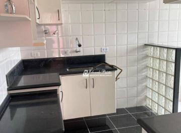 5d0665f956ec47f51d013ef43e82434f1b12ab7d · Apartamento á venda no Edifício Clarisse.