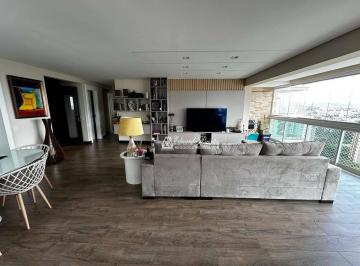 249549bdb194519db3e32466ddcf4a8b88724de7 · Apartamento no Condomínio Verona