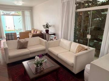 Casa de 3 quartos, São Paulo · Casa com 250 m² e 3 suítes à venda na Vila Andrade