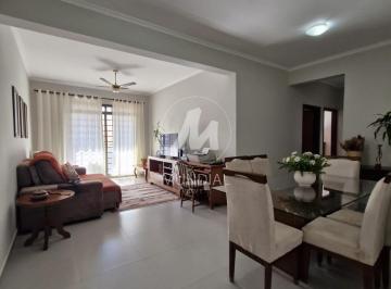 Sala de Estar · Apartamento (tipo - padrao) 3 dormitórios/suite, cozinha planejada, em condomínio fechado