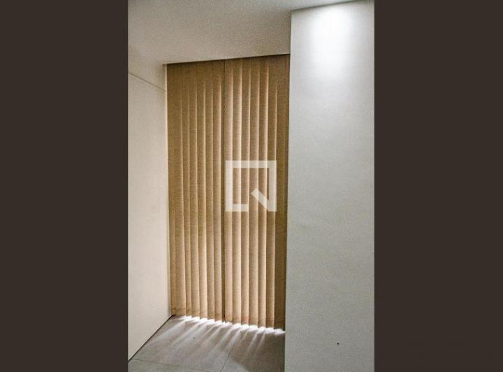 Foto do imóvel - Aluguel de apartamento com 2 quartos e piscina no condomínio