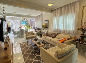 Casa · 275m² · 4 Quartos · 4 Vagas · Oportunidade - Casa - Residencial Golden Park - Jacareí - 4 Dormitórios - 300m².
