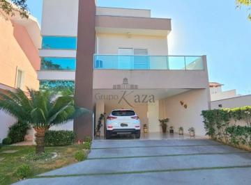 Casa · 251m² · 3 Quartos · 4 Vagas · Oportunidade - Casa Sobrado - Residencial Crystal Park - Parque Califórnia - 3 Dormitórios - 208m².