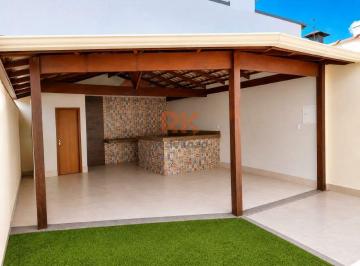 Casa · 240m² · 4 Quartos · 2 Vagas · Casa Geminada de Alto Padrão com 4 Quartos, 1 Suíte, Closet, Varanda, Área Gourmet e 240m² de área c