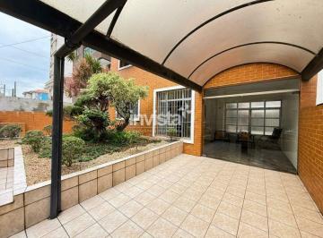 Casa · 257m² · 4 Quartos · 4 Vagas · Casa à venda no bairro Embaré