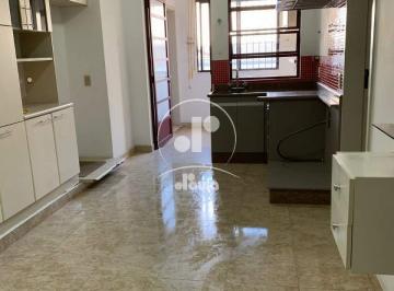 Foto 01 · Apartamento 84m², 2 dormitórios, sala com sacada, 2 banheiros, area de serviço, vaga coberta, centro