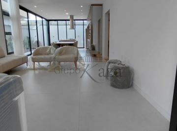 Casa · 250m² · 3 Quartos · 3 Vagas · Casa Condomínio em São José dos Campos