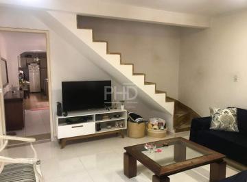 Casa · 146m² · 2 Quartos · 2 Vagas · Sobrado Amplo com Edícula e 2 Vagas à Venda em Rudge Ramos – SBC