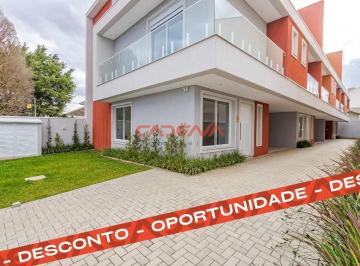 Casa · 212m² · 3 Quartos · 2 Vagas · Sobrado com 3 quartos e 2 vagas à venda no Boa Vista