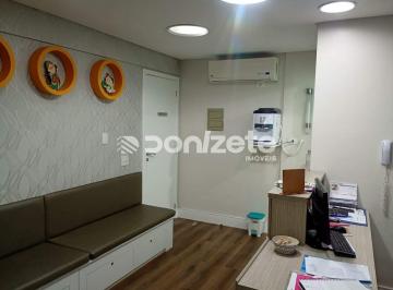Comercial · 40m² · 1 Vaga · Sala Comercial à Venda em Vila Gilda (Santo André) – 40 m²