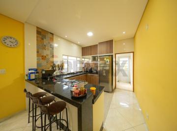 Casa · 190m² · 3 Quartos · 2 Vagas · Casa para venda em Jardim Tamoio de 190.00m² com 3 Quartos, 1 Suite e 2 Garagens