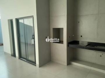 Casa · 250m² · 3 Quartos · 2 Vagas · Casa disponível para venda no bairro GSP Life em Uberlândia MG