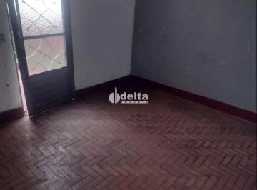 Casa · 746m² · 4 Quartos · 4 Vagas · Casa disponível para venda no bairro Fundinho em Uberlândia MG