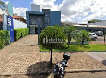 NULL · Prédio disponível para venda no bairro Santa Mônica em Uberlândia-MG