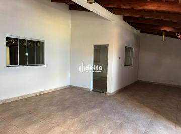 Casa · 253m² · 3 Quartos · 2 Vagas · Casa residencial com 3 quartos sendo 1 suíte disponível para venda no bairro Laranjeiras em Uberlând