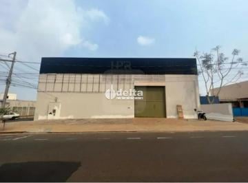 Comercial · 650m² · Galpão disponível para venda no bairro Alto Umuarama em Uberlândia-MG