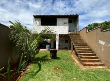 Casa · 279m² · 3 Quartos · 4 Vagas · Casa residencial disponível para venda no bairro Jaraguá em Uberlândia-MG