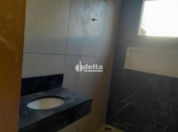Casa · 106m² · 2 Quartos · 2 Vagas · Casa disponível para venda no bairro Novo Mundo em Uberlândia MG