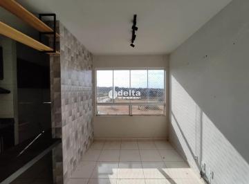 Apartamento · 45m² · 2 Quartos · 1 Vaga · Apartamento com 3 quartos sendo 1 suíte, disponível para locação no bairro Laranjeiras em Uberlândia