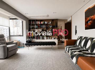Apartamento · 143m² · 3 Quartos · 3 Vagas · Lindo apartamento em Moema Pássaros