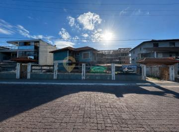 Casa · 473m² · 2 Quartos · 10 Vagas · Casa em Costazul  -  Rio das Ostras