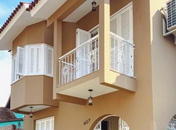 Casa · 238m² · 5 Quartos · 5 Vagas · CASA RESIDENCIAL, REPAGINADA POR ARQUITETO COM MUITA ELEGÂNCIA E CONFORTO!