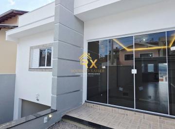 Casa · 200m² · 3 Quartos · 4 Vagas · CASA COM 3 QUARTOS, TÉRREA MODERNA COM VISTA PARA AS MONTANHAS