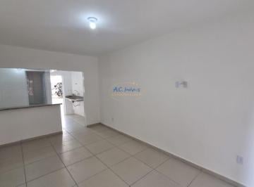 Apartamento · 29m² · 1 Quarto · Kitnet Térrea em Guilhermina - Excelente Localização - Apenas 250mts da Praia!