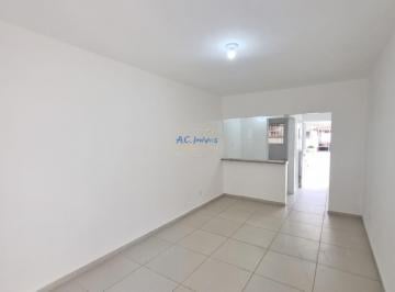 Apartamento · 29m² · 1 Quarto · Kitnet Térrea em Guilhermina  -  Excelente Localização - Apenas 250mts da Praia!