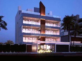 Apartamento · 210m² · 3 Quartos · 2 Vagas · Apartamento Beira mar, localizado no Balneário Caravelas