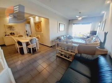 Apartamento · 128m² · 3 Quartos · 2 Vagas · Região dos Hotéis a 100 Metros da Praia da Enseada Guarujá.