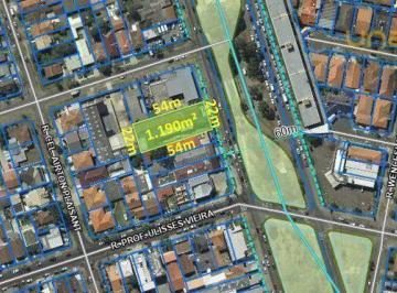 1026789e4af968342d38c0def0692cd21961d77d · TERRENO ZR-3 NA VILA IZABEL/PORTÃO 1.190M²