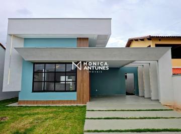 Casa · 137m² · 3 Quartos · 3 Vagas · Casa de Alto Padrão com Piscina e Terreno Inteiro à Venda em Itaipuaçu