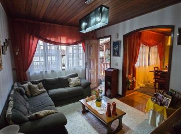 Casa · 180m² · 4 Quartos · 1 Vaga · Casa para venda em Barroso de 180.00m² com 4 Quartos, 1 Suite e 1 Garagem