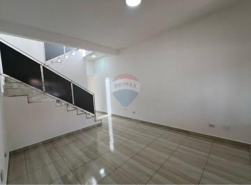 Casa · 150m² · 4 Quartos · 2 Vagas · Casa para alugar em Jardim Santa Rosa de 150.00m² com 4 Quartos e 2 Garagens