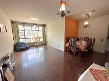 Apartamento · 130m² · 3 Quartos · 2 Vagas · Apartamento para venda em Icaraí de 130.00m² com 3 Quartos, 1 Suite e 2 Garagens