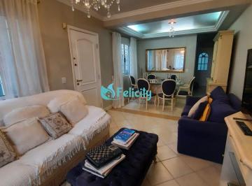 Casa · 166m² · 4 Quartos · 3 Vagas · Sobrado com 4 dorms, 3 vagas, 166m2 no Parque São Domingos
