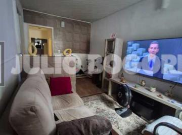 Casa · 84m² · 2 Quartos · Oportunidade no Barreto: Casa com 2 Quartos e Quintal Espaçoso em Rua Sem Saída