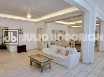 Apartamento · 388m² · 4 Quartos · 2 Vagas · Cobertura 388 m² 4 Quartos 2 Suítes 2 Vagas Desocupada