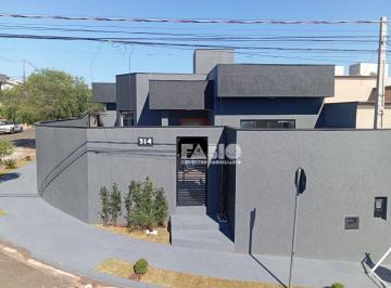 Casa · 142m² · 3 Quartos · 4 Vagas · Casa para venda em Residencial Santa Regina de 142.00m² com 3 Quartos, 1 Suite e 4 Garagens