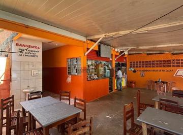 Comercial de 1 quarto, Botucatu · Prédio Comercial para venda em Área Rural De Botucatu de 170.00m² com 1 Quarto e 2 Garagens