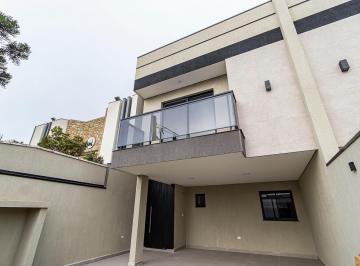 Casa · 136m² · 3 Quartos · 2 Vagas · Sobrado de Alto Padrão à Venda no Cajuru 3 Quartos, Suíte e 2 Vagas Cobertas