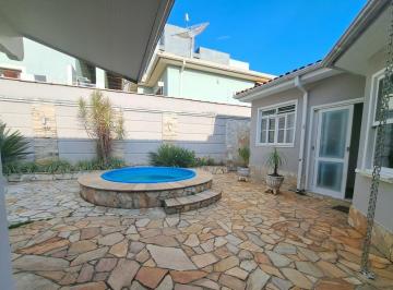 Photo_0 ·
Excelente Casa Térrea Espaçosa com Spa Privativo – 280m² de Área Construída