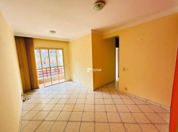 52ad3eaabc3f98c70abd27e0b7d9d42bfb2276e1 · Apartamento localizado na Avenida Dom Pedro I, a poucos metros do mar na Praia da Enseada no Guarujá