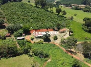 Rural · 20000m² · 1 Quarto · Sítio à Venda no bairro Floresta -Jacutinga-MG