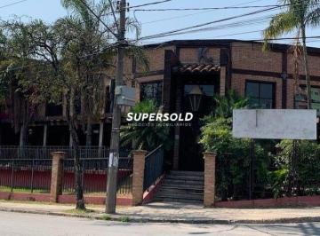 Comercial · 791m² · Prédio comercial para restaurante com estrutura completa.