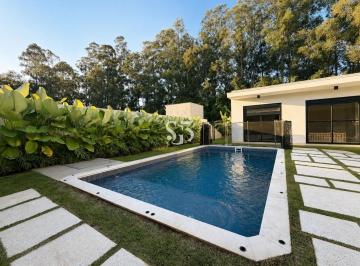 Foto 03 · Casa de térrea luxo em Vinhedo-SP: Locação com mobília!