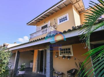 6db53c10d3ad191eefc9bff6d38c512298794221 · Sobrado com 3 dormitórios à venda, 226 m² por R$ 700.000,00 - Cidade Nova Peruibe - Peruíbe/SP